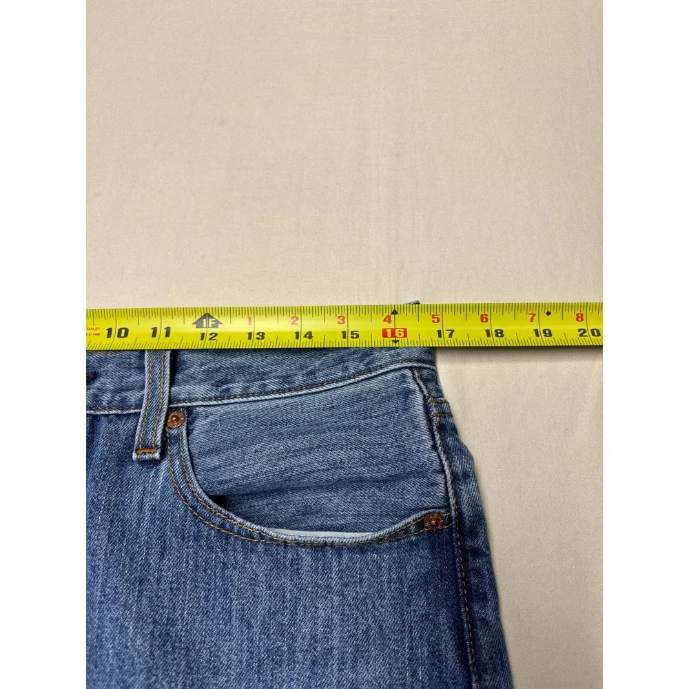 Levis 501 Original Fit Jeans Mens 33x30 Blue Medium Wash Straight Leg Button Fly
